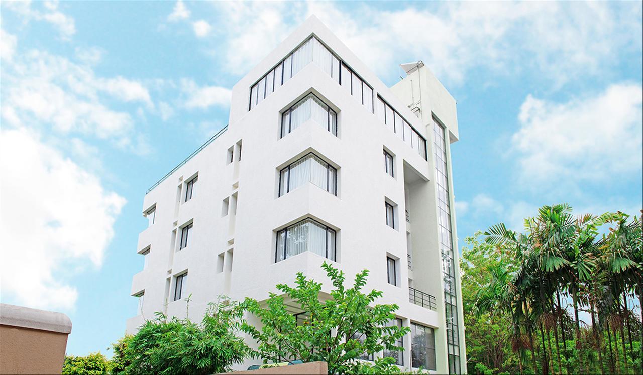 Hotel Mint Montvert, Baner プネ エクステリア 写真