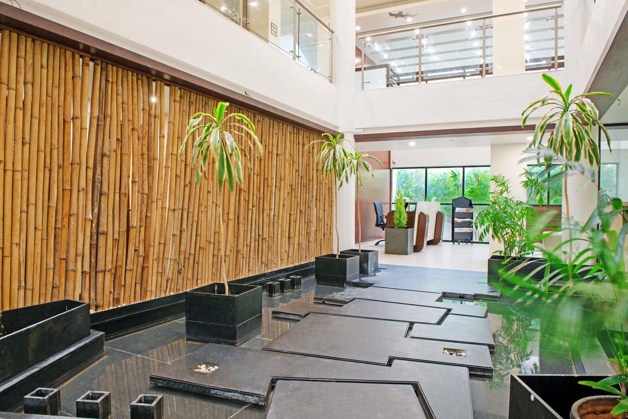 Hotel Mint Montvert, Baner プネ エクステリア 写真