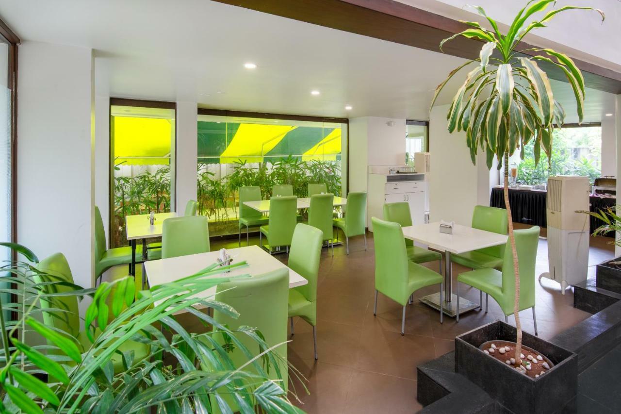 Hotel Mint Montvert, Baner プネ エクステリア 写真