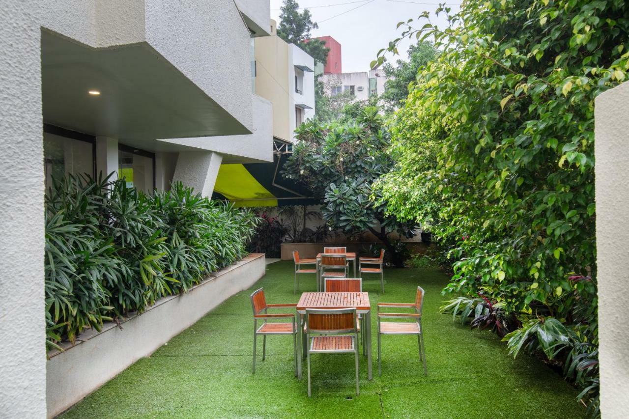 Hotel Mint Montvert, Baner プネ エクステリア 写真