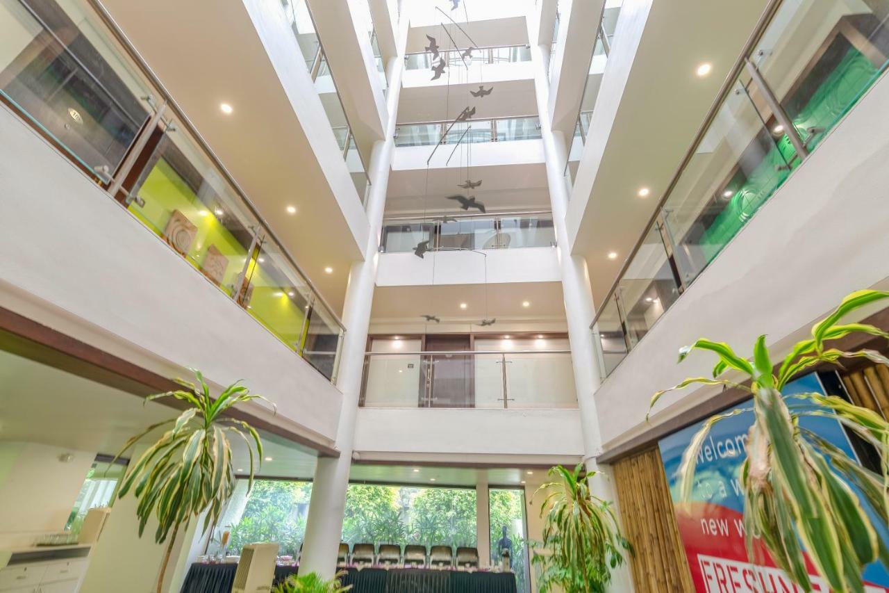 Hotel Mint Montvert, Baner プネ エクステリア 写真