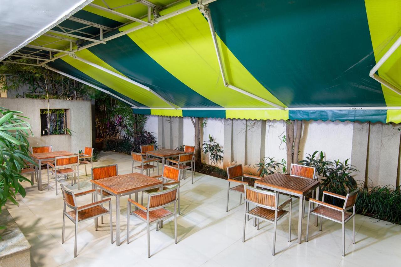 Hotel Mint Montvert, Baner プネ エクステリア 写真